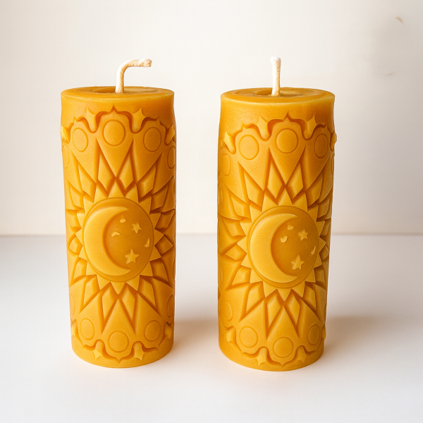 Handgefertigte Bienenwachskerze „Sonne & Mond“